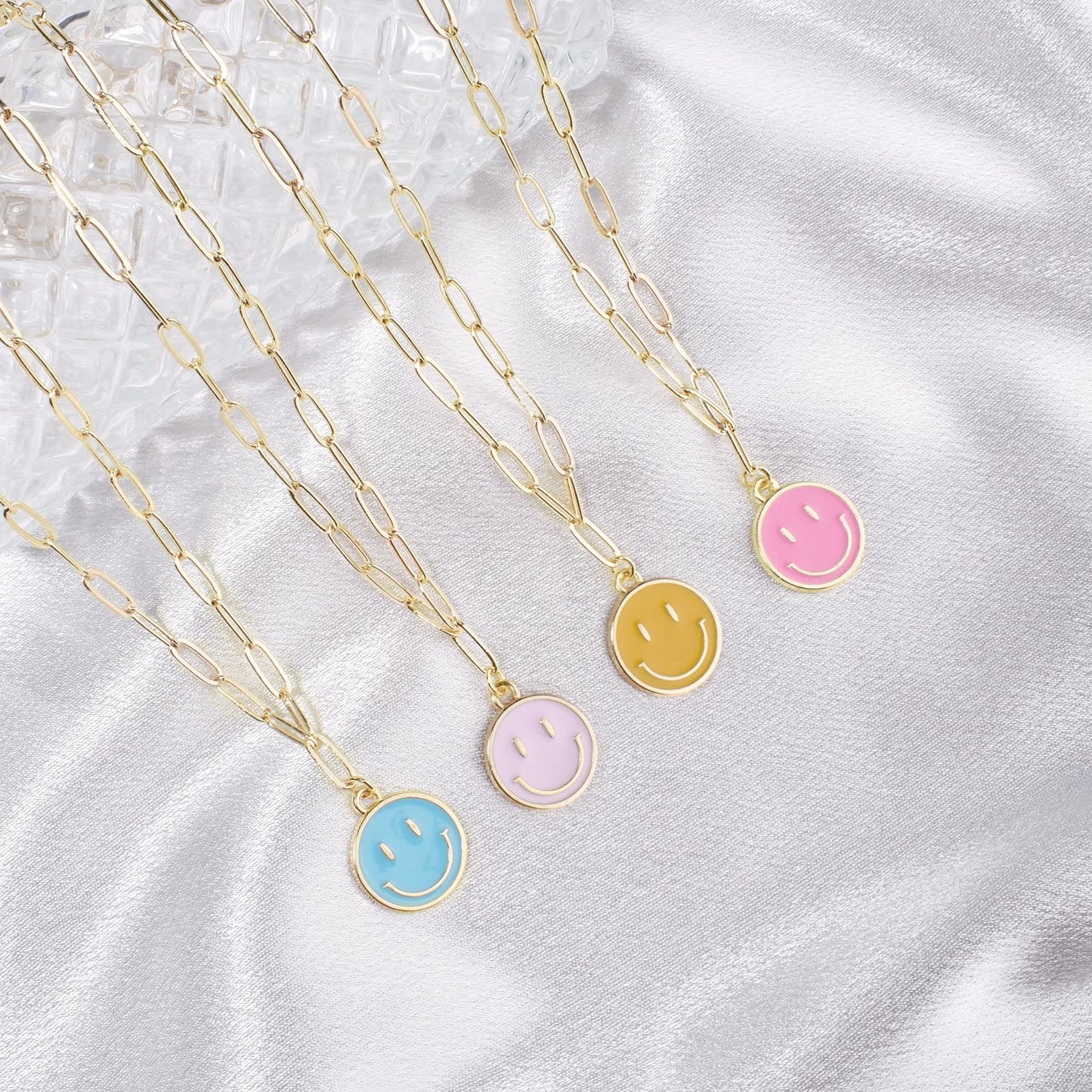 JSJOY Smiley Face Necklace 14K Gold Plated Paperclip Necklace Preppy Jewelry Y2K Trendy Necklace for Women Teen Girls