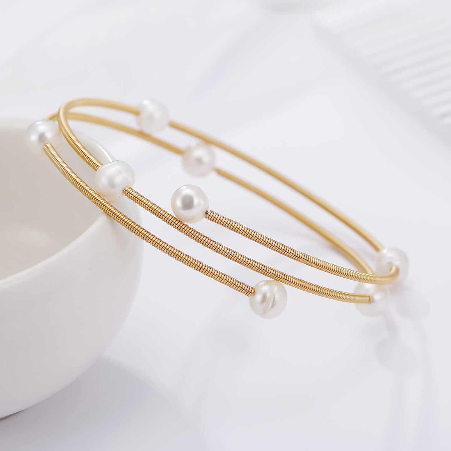 Freshwater Cultured Pearl Bracelet for Women Fashion pearl Pearl Stretch Bracelet Pearl Cuff Bangle Pearl Sliding Bolo Bracelet