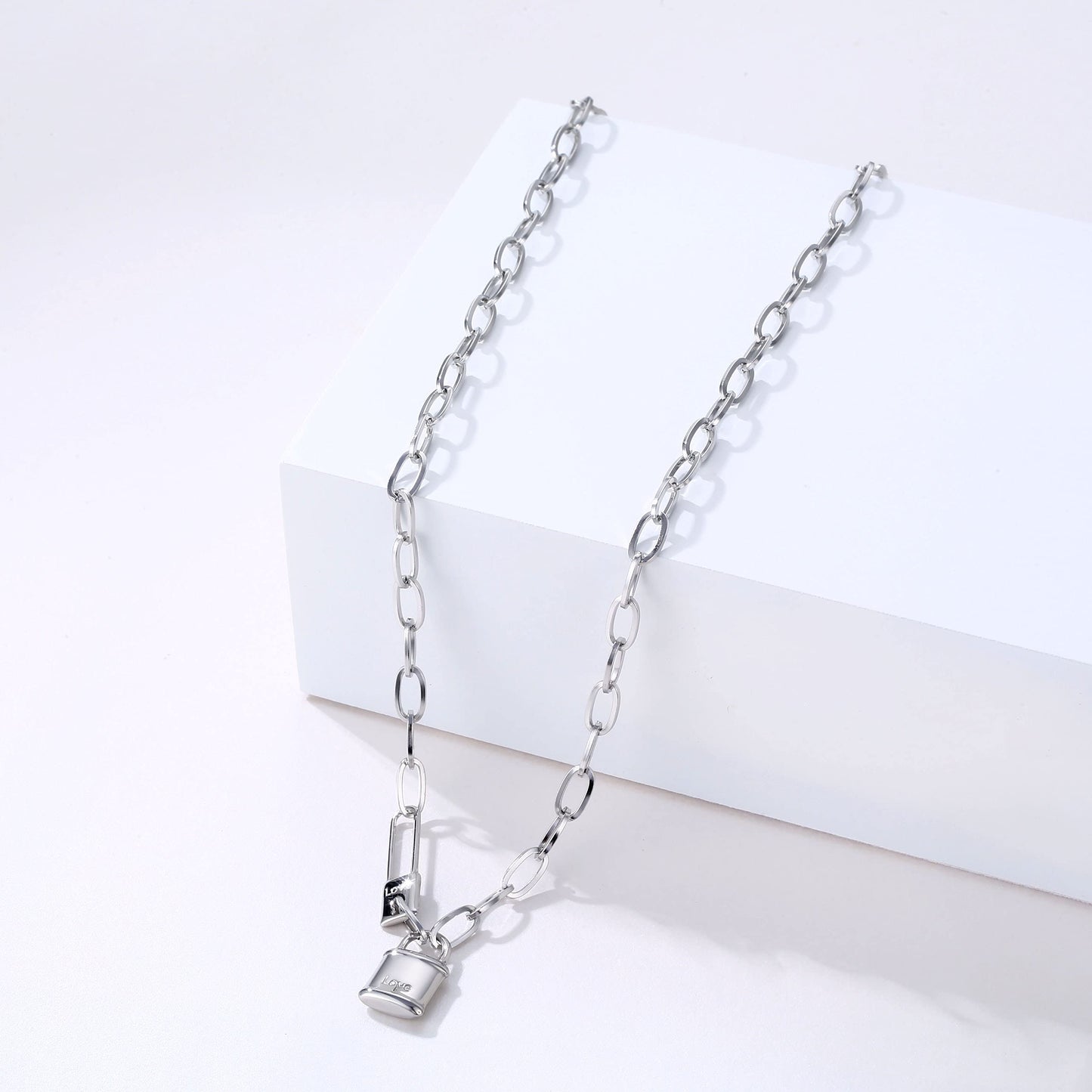 Lock-silver