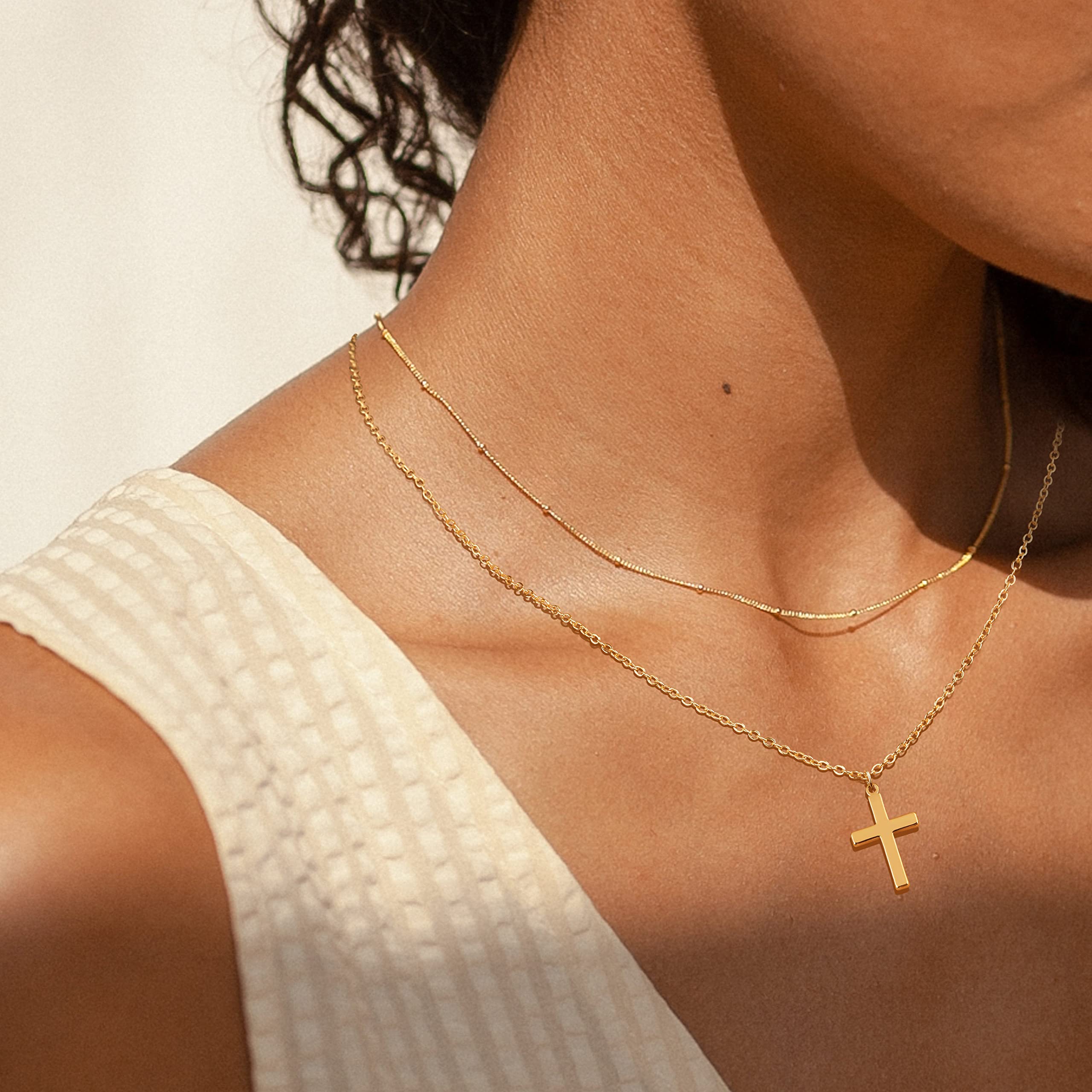 18K Gold Women's 3-Pointed Trinity Cross Necklace